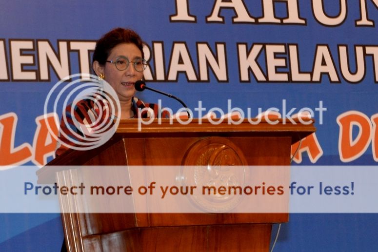 Menteri Kelautan dan Perikanan Susi Pudjiastuti